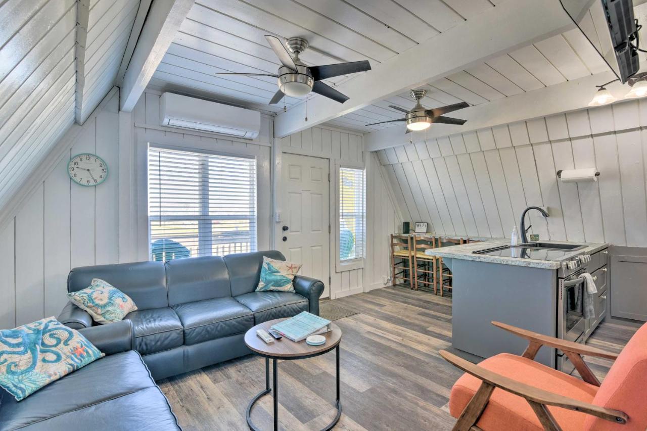 A-Frame Home With Deck - 2 Blocks To Surfside Beach! 外观 照片